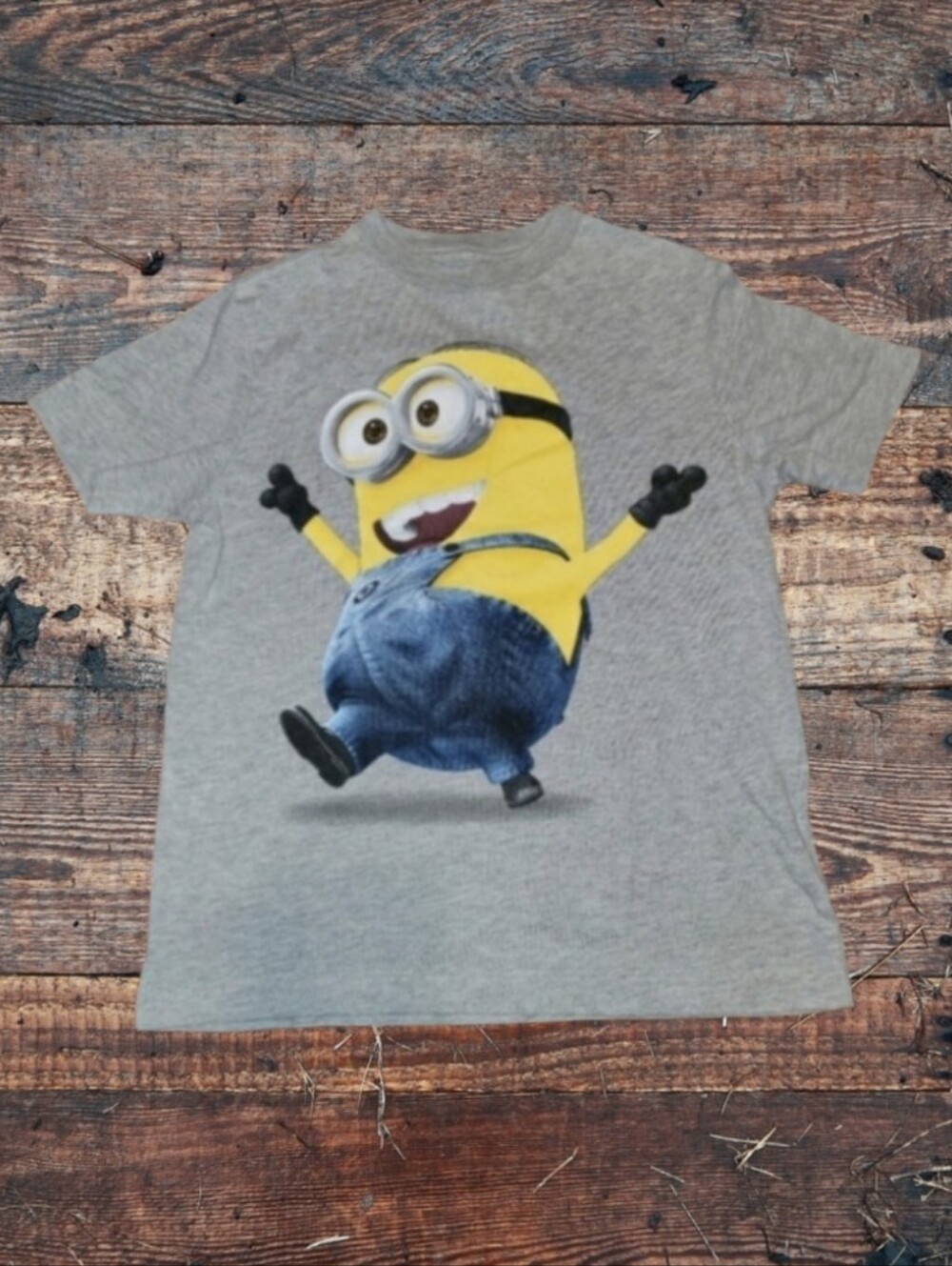 BOY'S OLD NAVY MINION SHIRT SIZE 6-7 SMALL - Picture 4 of 5